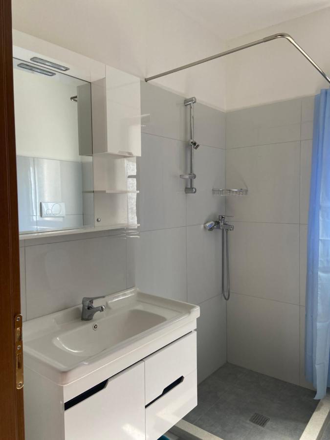 Apartment Sun Roll Baks-Rrjoll Экстерьер фото